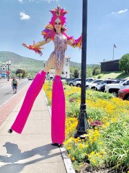 FullSizeRender 1706209202 Stilt Walker Entertainer